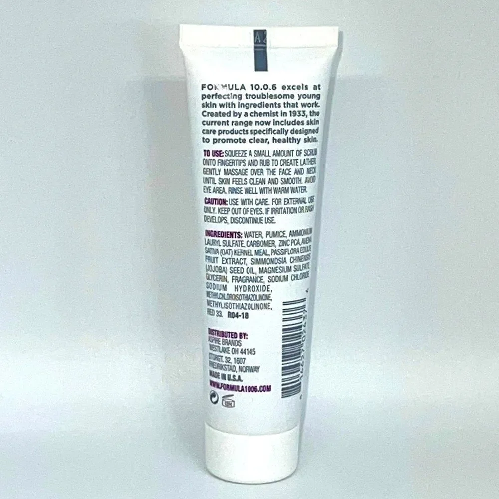 $8🌟 Formula 10.0.6 One Smooth Operator Pore Clearing Face Scrub - Picture 3 of 4